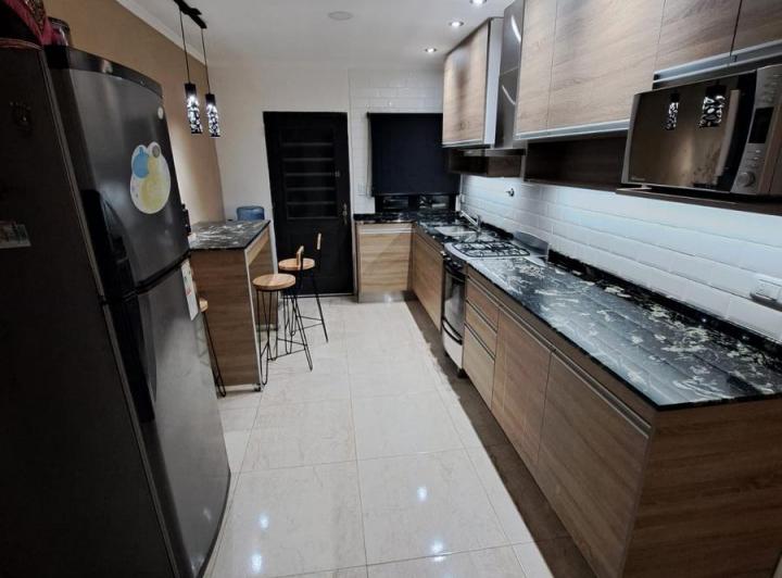 Casa · 150m² · 4 Ambientes · 1 Cochera