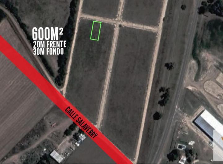 Terreno · 600m²