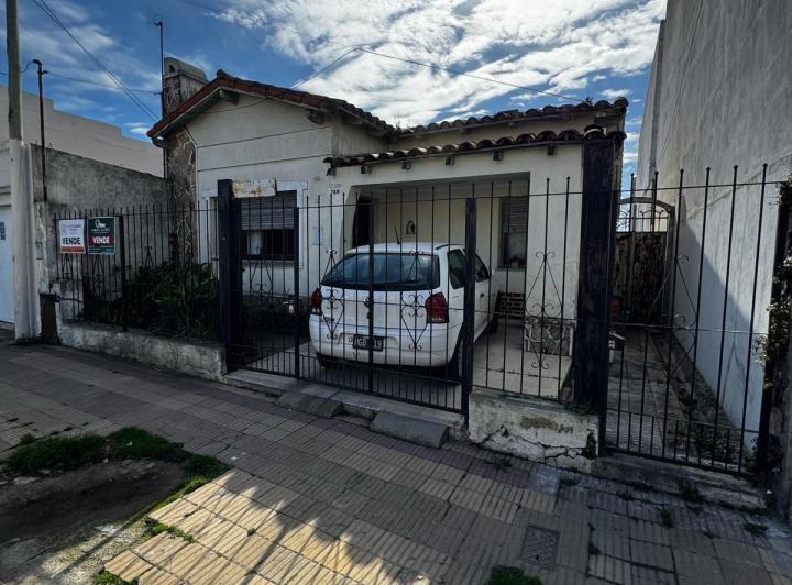 Casa · 530m² · 3 Ambientes · 1 Cochera