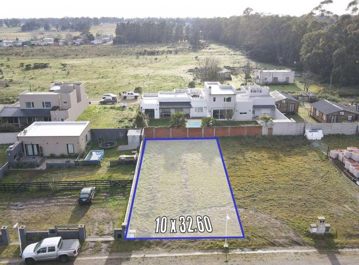 Terreno · 326m²