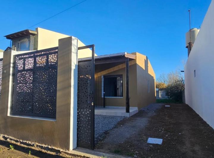 Casa · 80m² · 3 Ambientes · 1 Cochera