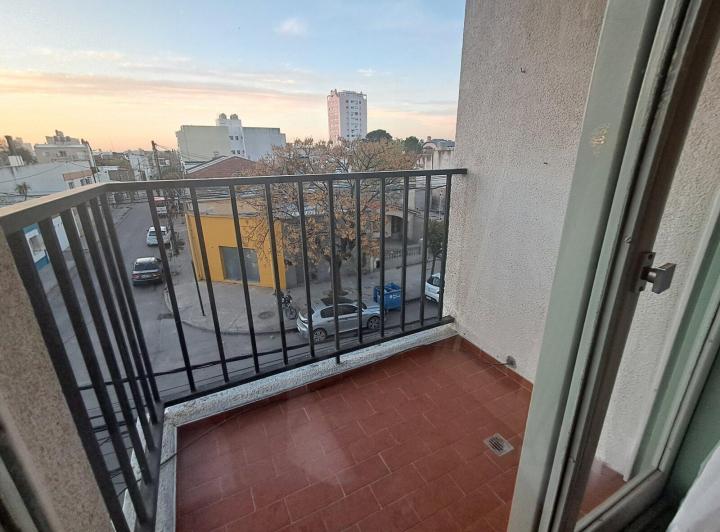 Departamento · 45m² · 3 Ambientes · 1 Cochera