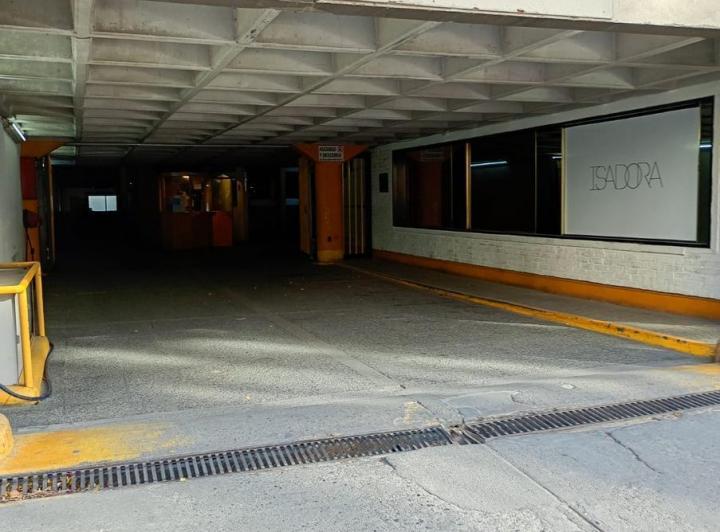 Garage · 12m²