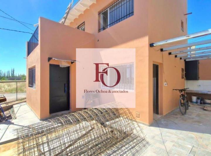Casa · 88m² · 3 Ambientes · 1 Cochera