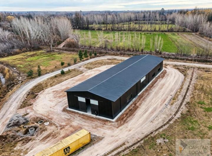 Bodega-Galpón · 864m²
