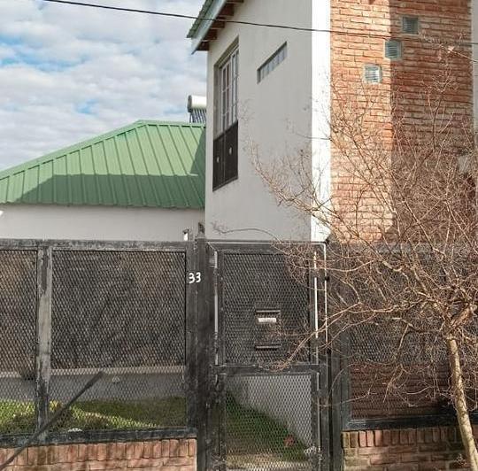 Casa · 210m² · 5 Ambientes