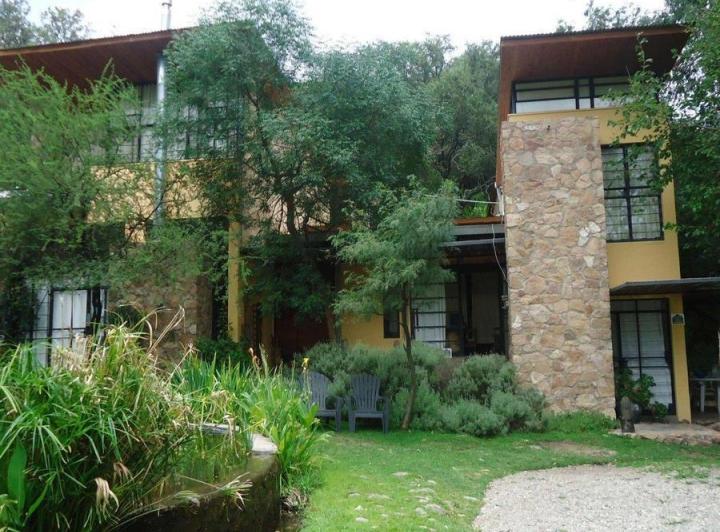 Casa · 670m² · 9 Ambientes