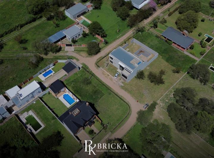 Terreno · 600m²