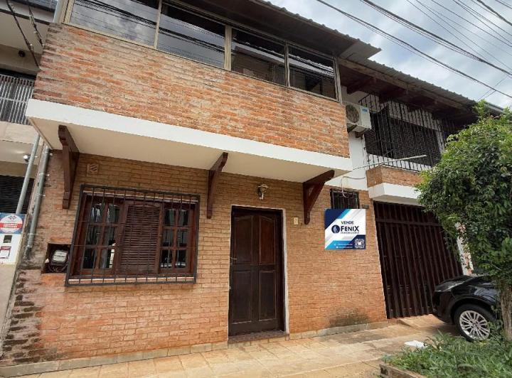 Casa · 100m² · 4 Ambientes · 1 Cochera