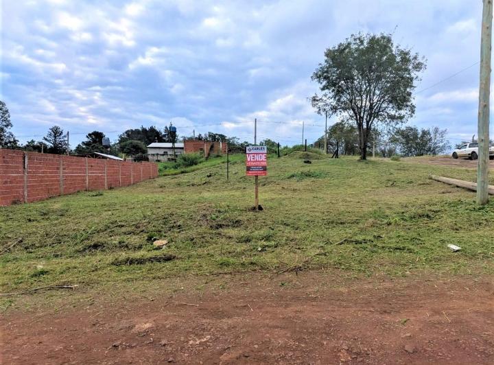 Terreno · 300m²