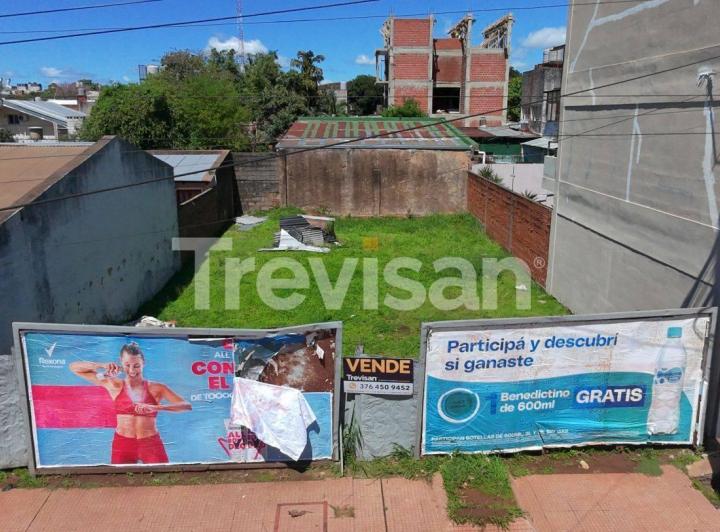 Terreno · 220m²