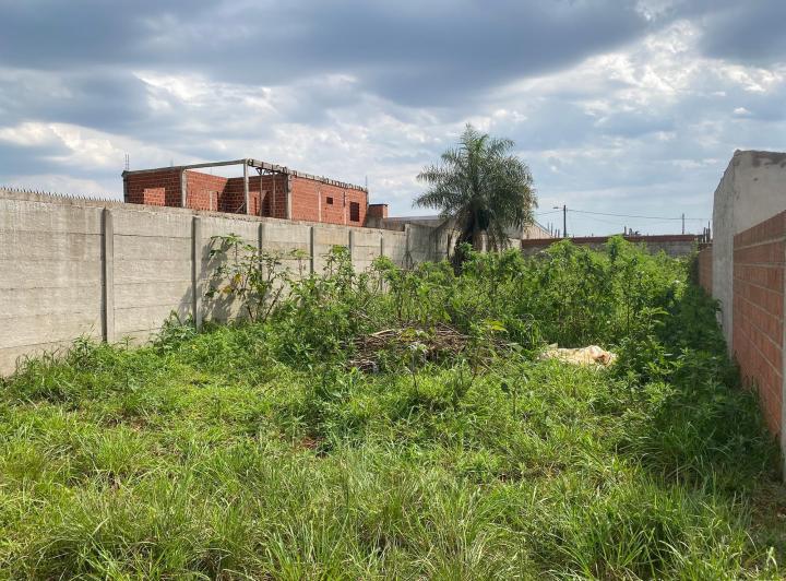 Terreno · 268m²