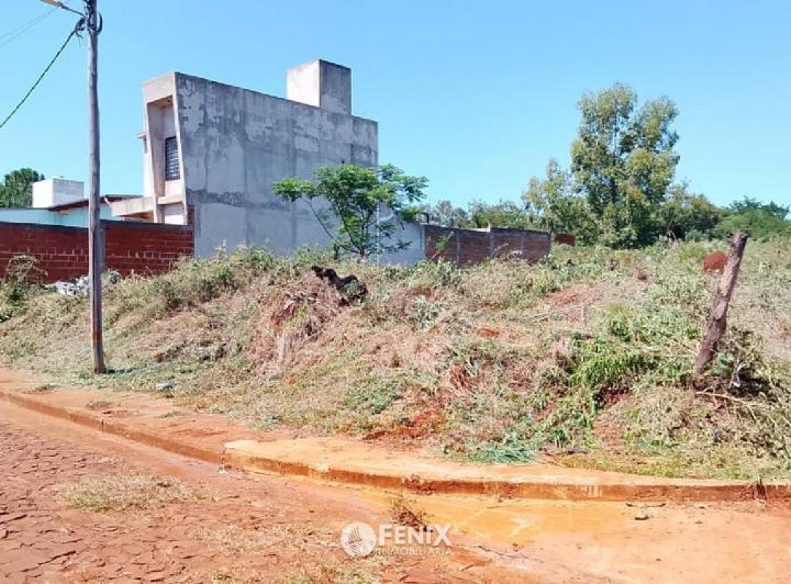 Terreno · 300m²