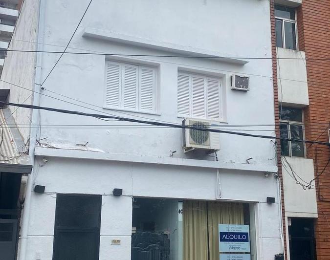 Local comercial · 300m² · 11 Dormitorios