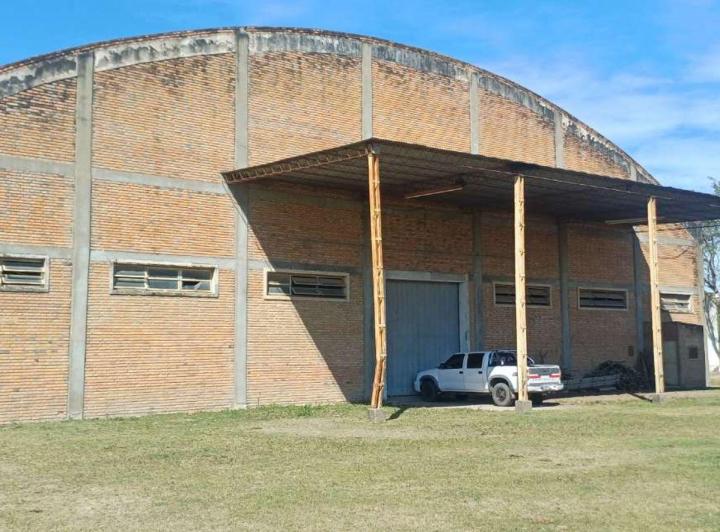 Bodega-Galpón · 4200m²