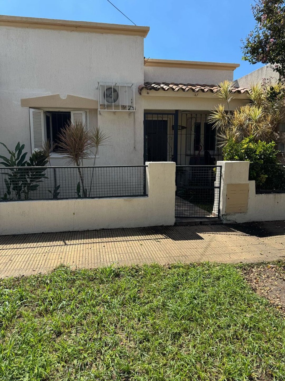 Casa 2 Dormitorios en Alquiler B Guadalupe
