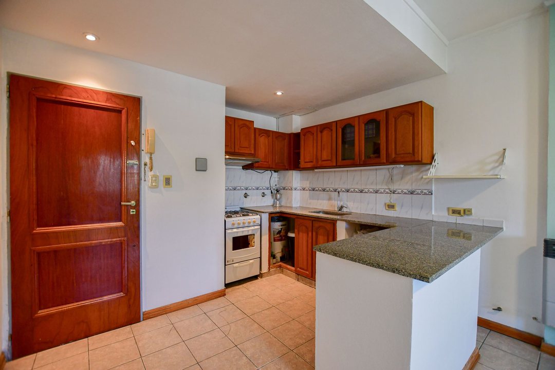 DEPARTAMENTO EN VENTA EN LA PLATA CON COCHERA