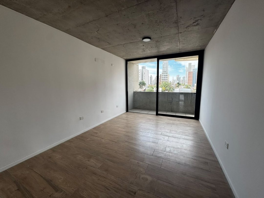 VENTA OFICINA B° CONSTITUYENTE