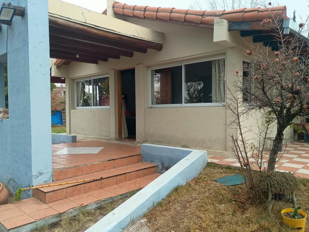 CASA (6 AMBIENTES) EN VENTA EN MAIPU