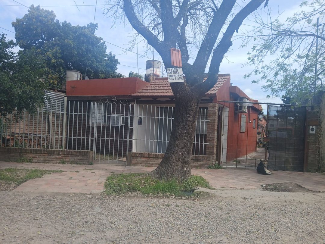 VENTA CASA ZONA NORTE BARRIO POMPEYA