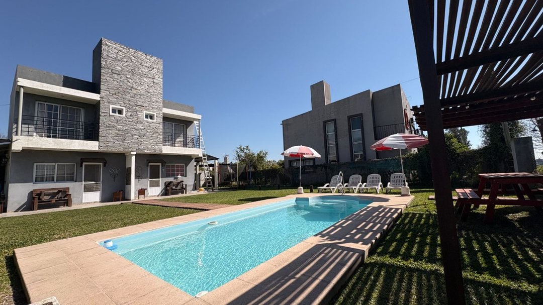 2 DUPLEX EN VENTA – LAS ACACIAS-COLONIA AVELLANEDA