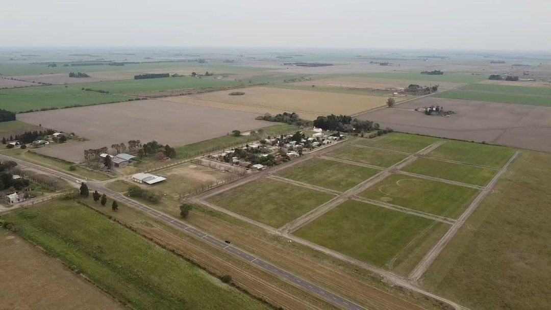 Se VENDEN lotes en El Carmen Avellaneda.