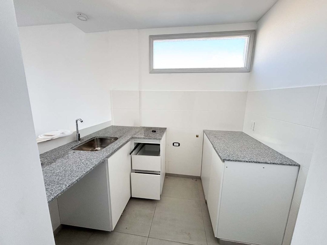 DEPARTAMENTO DE 1 DORMITORIO CENTRICO - EN VENTA