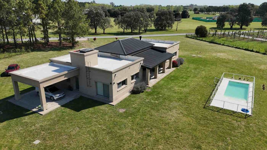 Venta casa 6 amb.  La Macarena Capilla del Señor