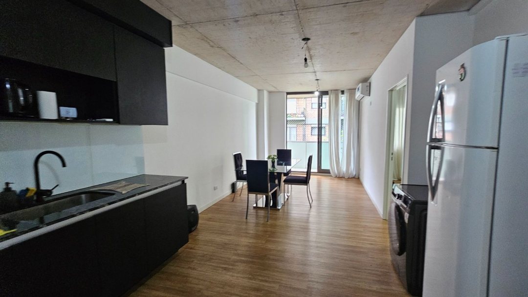 VENTA DPTO 2 AMB MODERNO CON BALCÓN EN BARRACAS