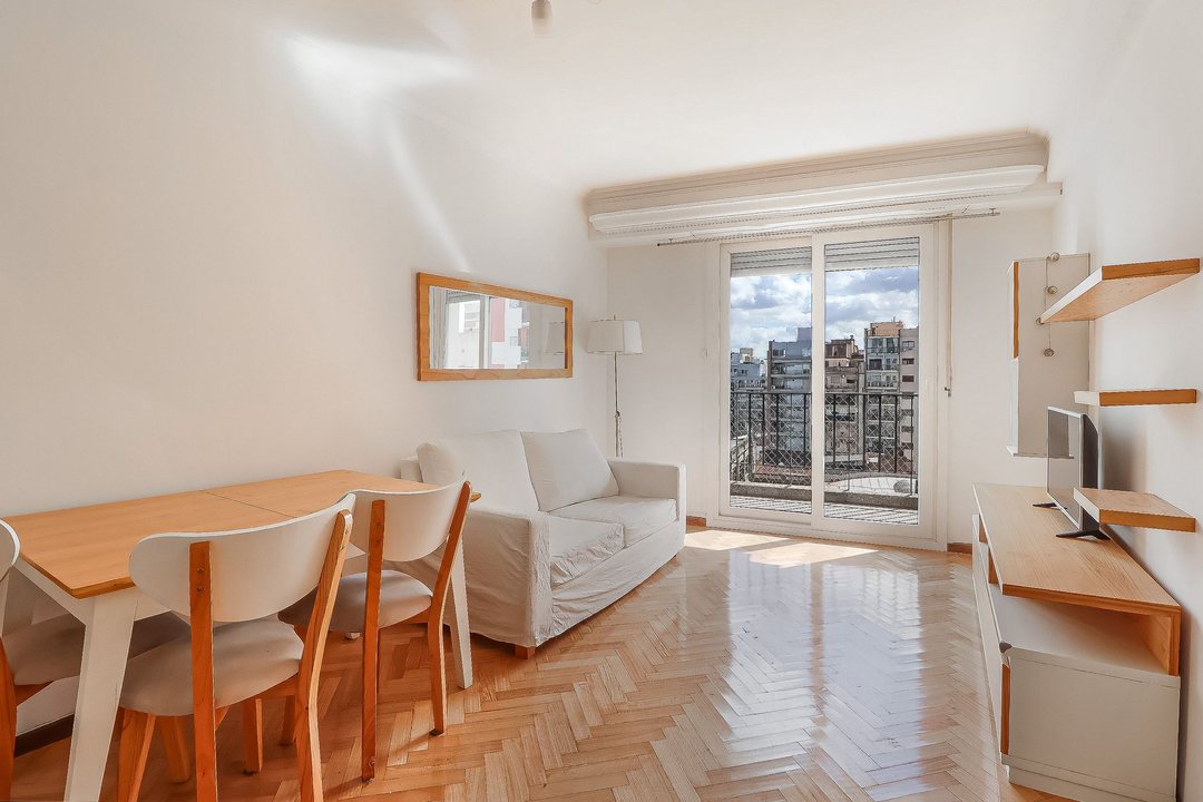 VENTA DPTO 3 AMB. BALCÓN | SUPER LUMINOSO | PATIO