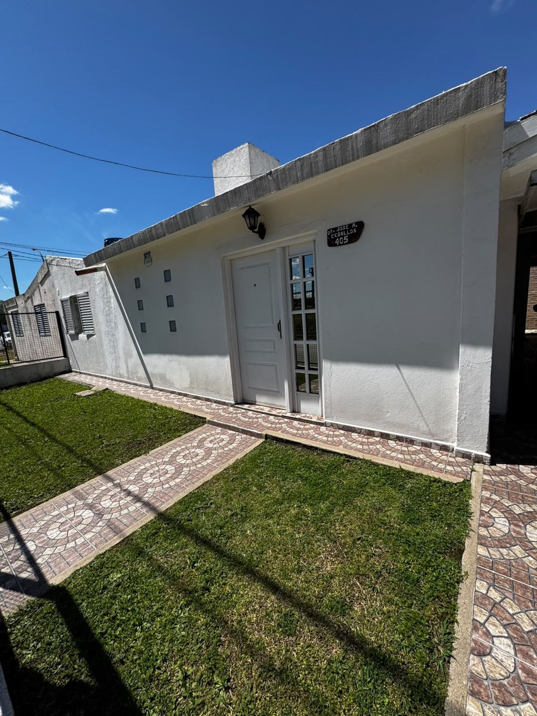 Venta de casa tres dormitorios B° 20 de Junio