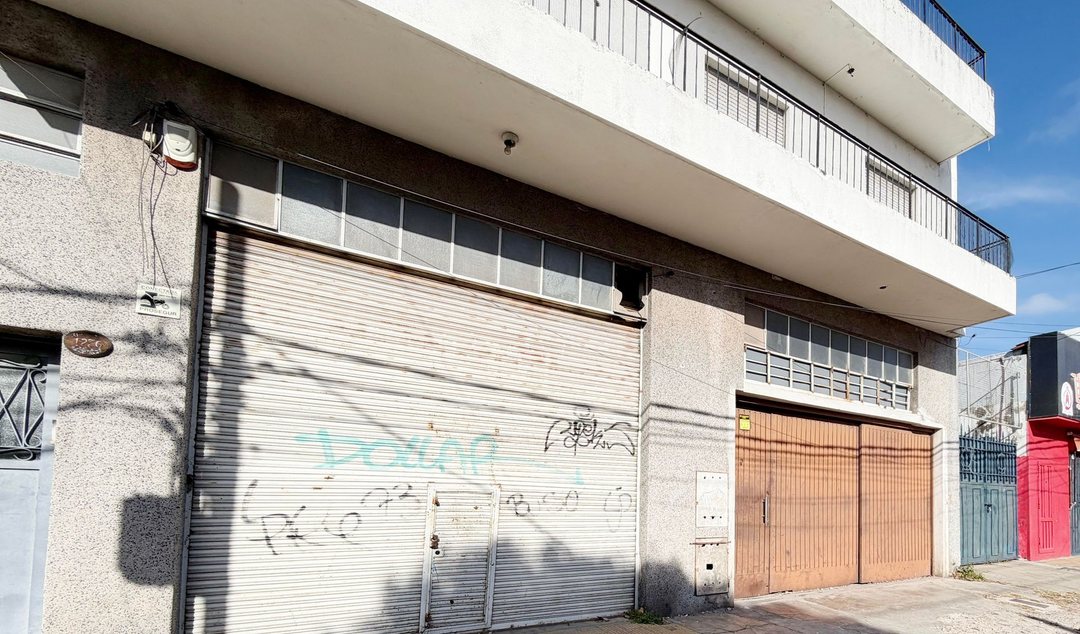 Venta Local dobre entra Villa Bosch 304m2 totales