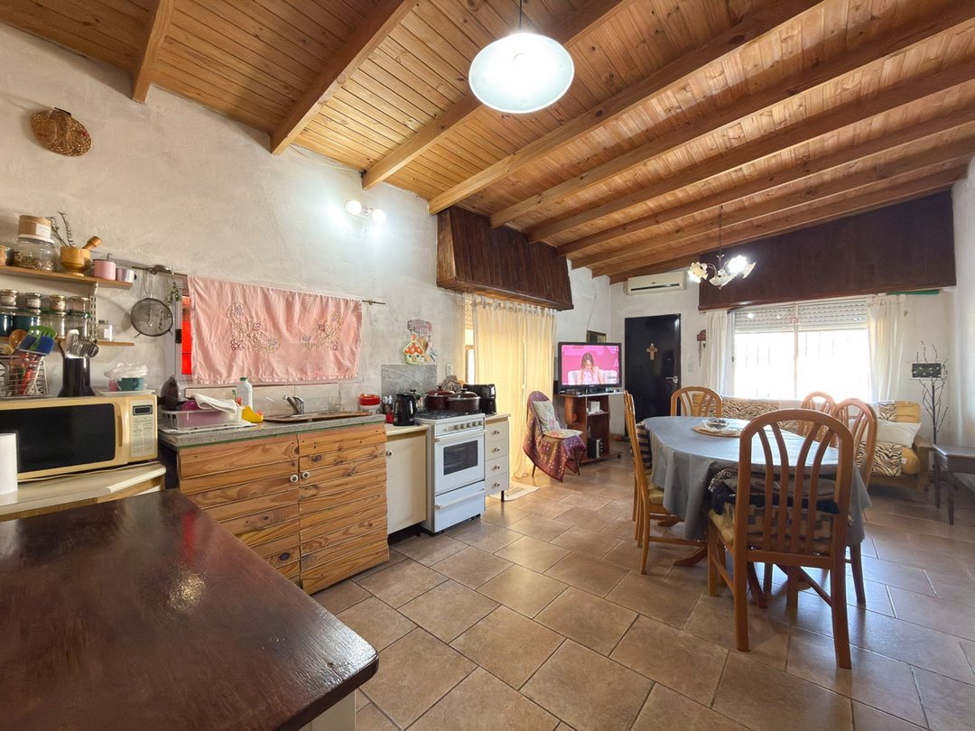 VENTA CASA en LOTE de 500 m²