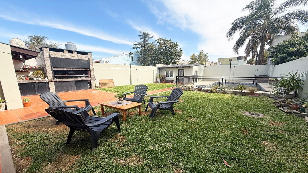 VENTA CASA 3AMB. CON PILETA, EL PALOMAR