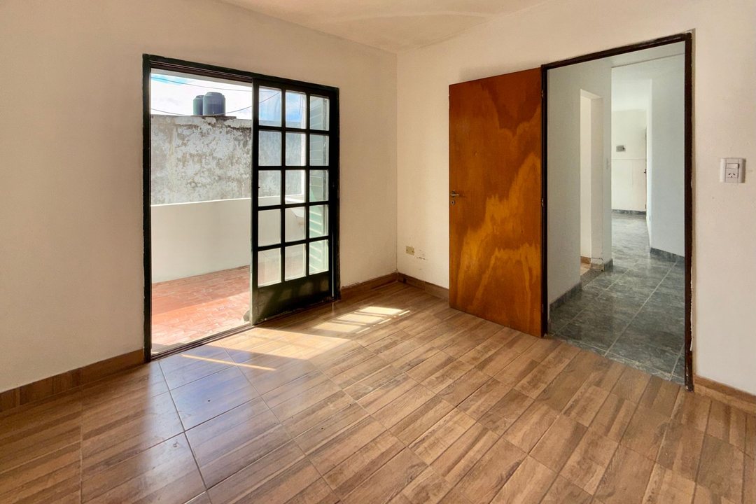 PH UN DORMITORIO PLANTA ALTA EN VENTA APTO CRÉDITO