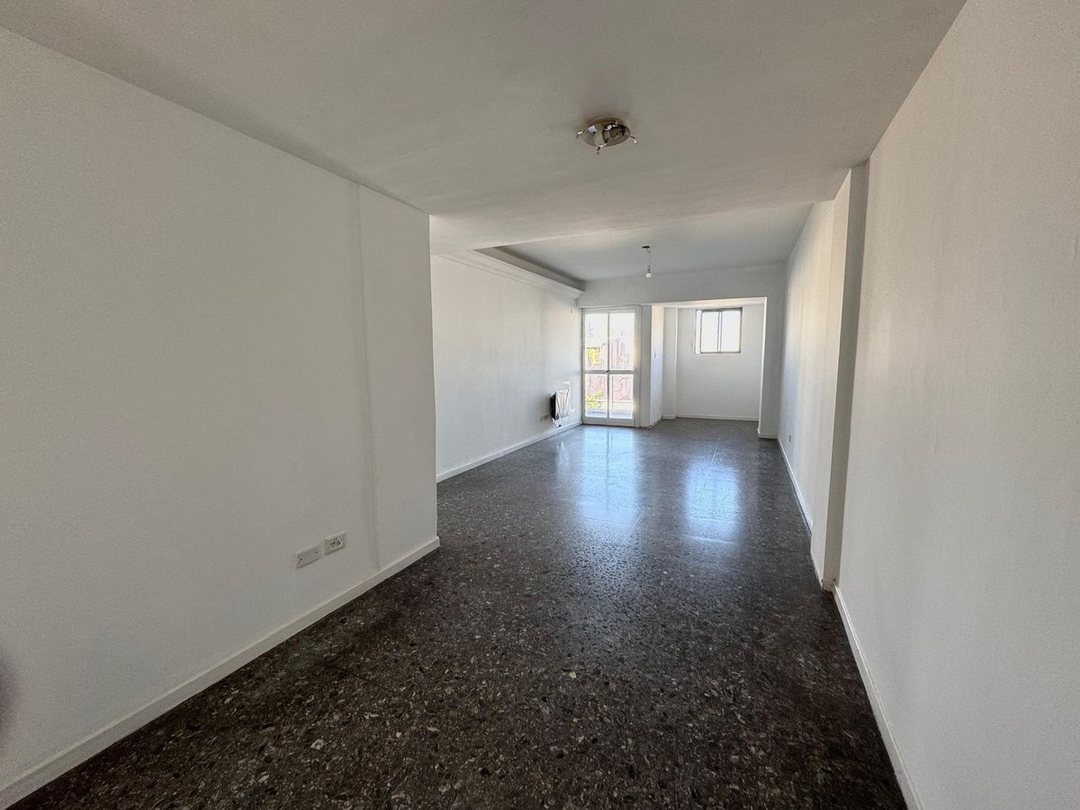 ALQUILER DEPARTAMENTO 4 AMBIENTES FLORES