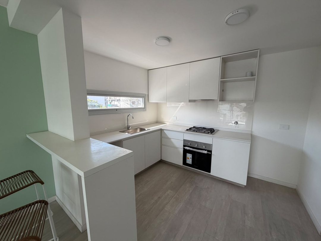 VENTA DEPTO 3 AMB DE POZO-ALMAGRO SUR