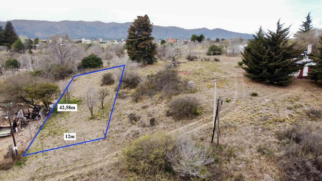 VentaTerreno sobre ruta 38 Villa Giardino 511 m2