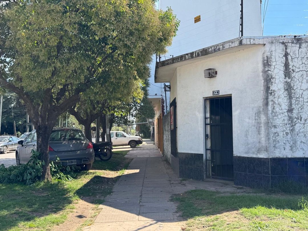 CASA EN VENTA SOBRE 20 DE JUNIO- A. FERRARI
