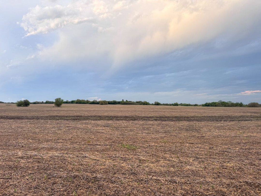 13,5 has agrícolas cerquita de Paraná