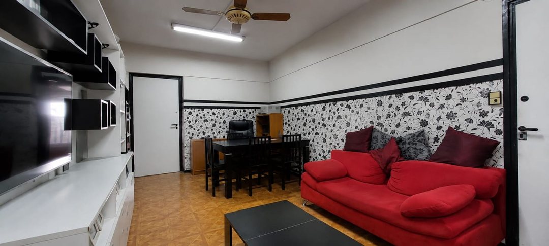 VENTA DEPARTAMENTO 3 AMB - CON BALCON  EN FLORES