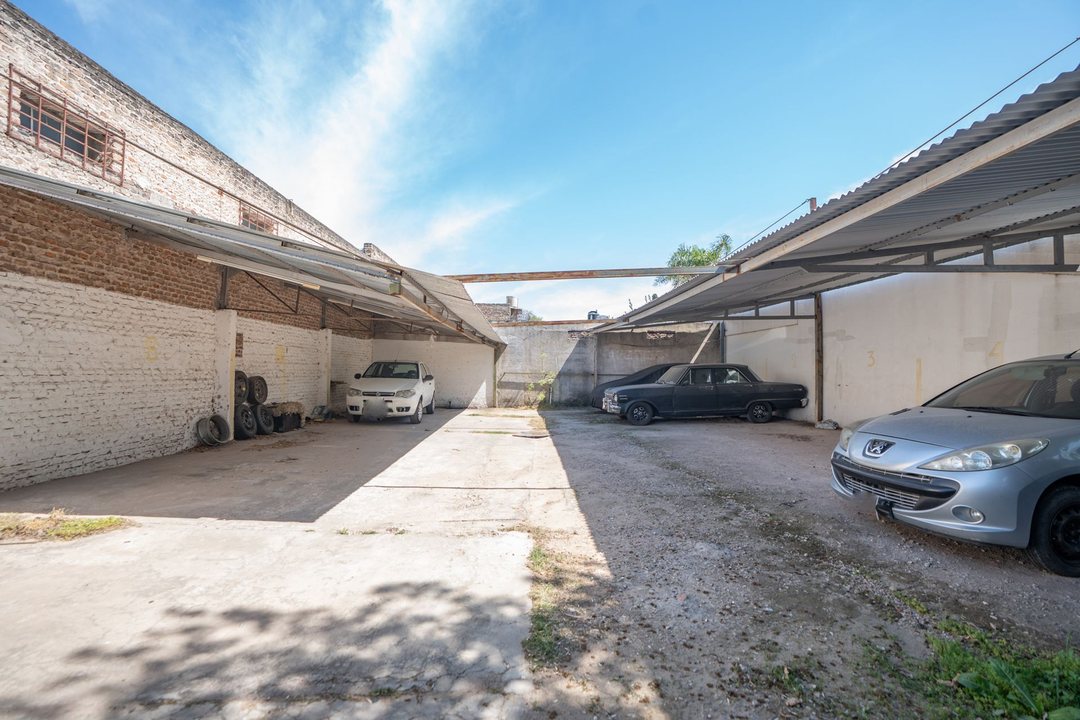TERRENO EN VENTA 200M2 DONADO 500