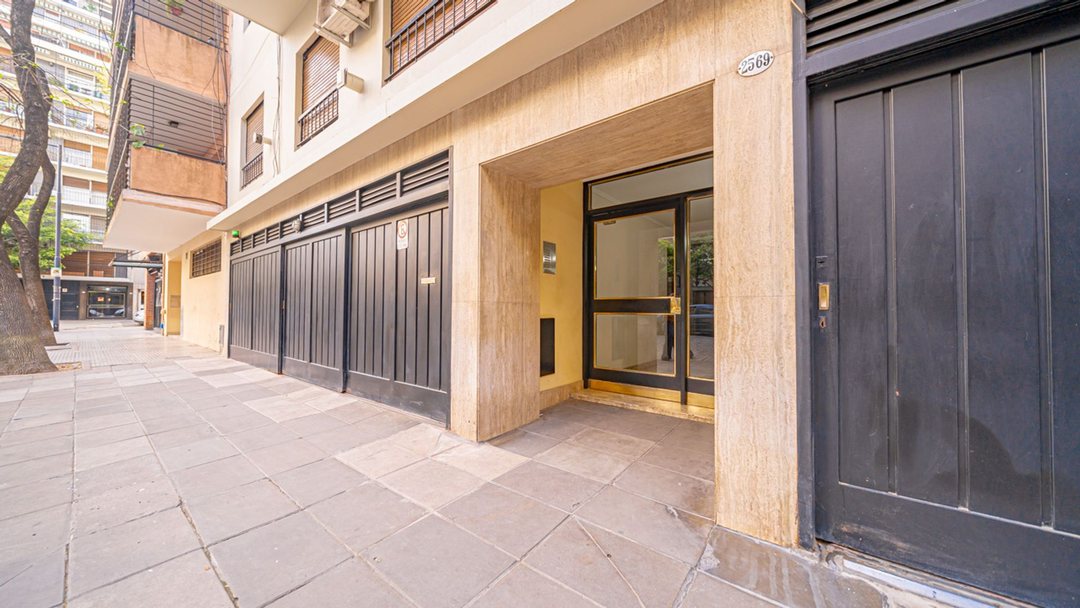 Venta 2 ambientes apto profesional en Colegiales