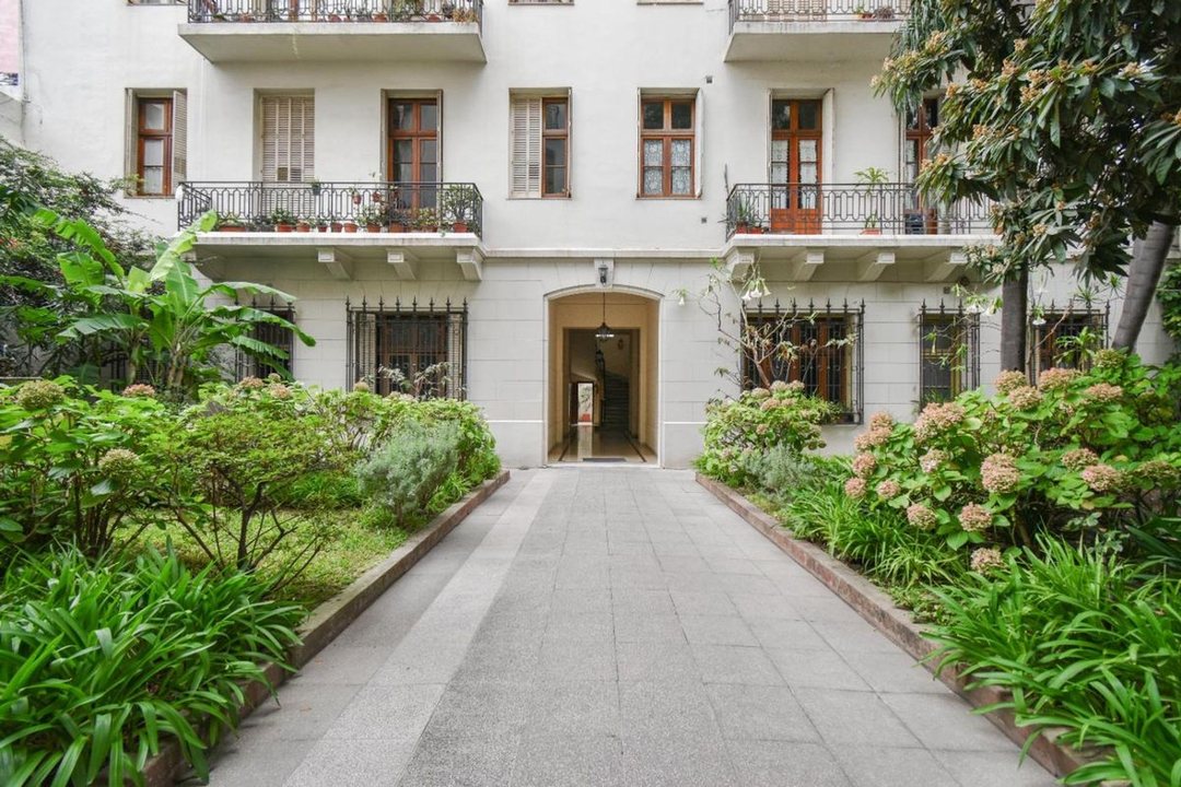 Venta DPTO Semipiso 6 ambientes en Monserrat