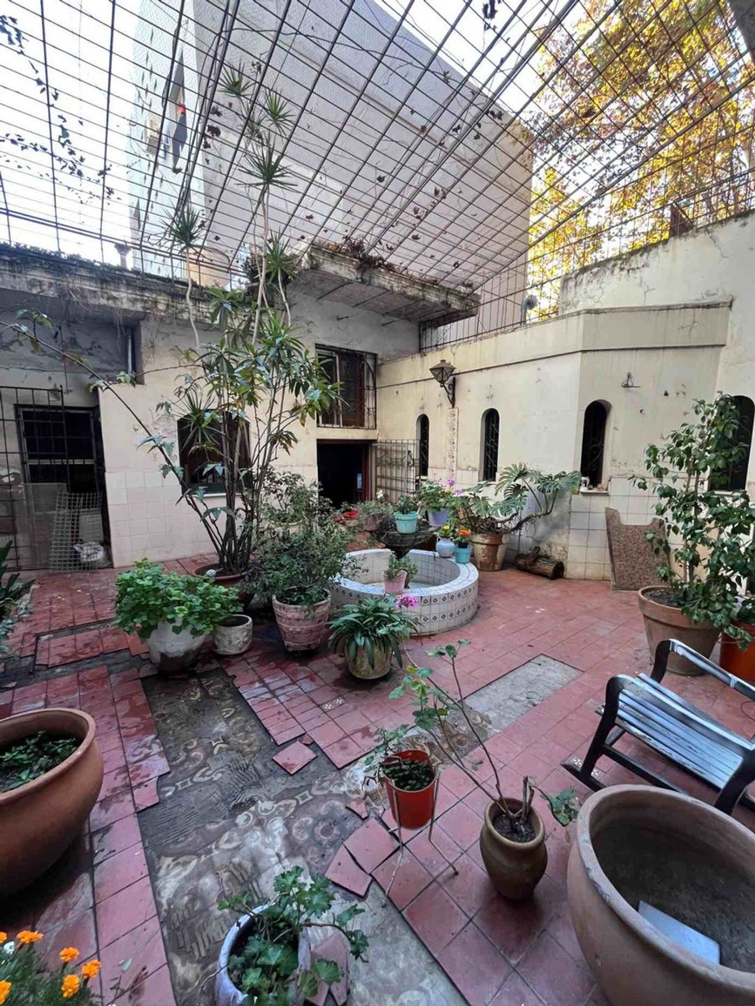 VENTA CASA 3 DORMITORIOS PATIO Y TERRAZA PICHINCHA