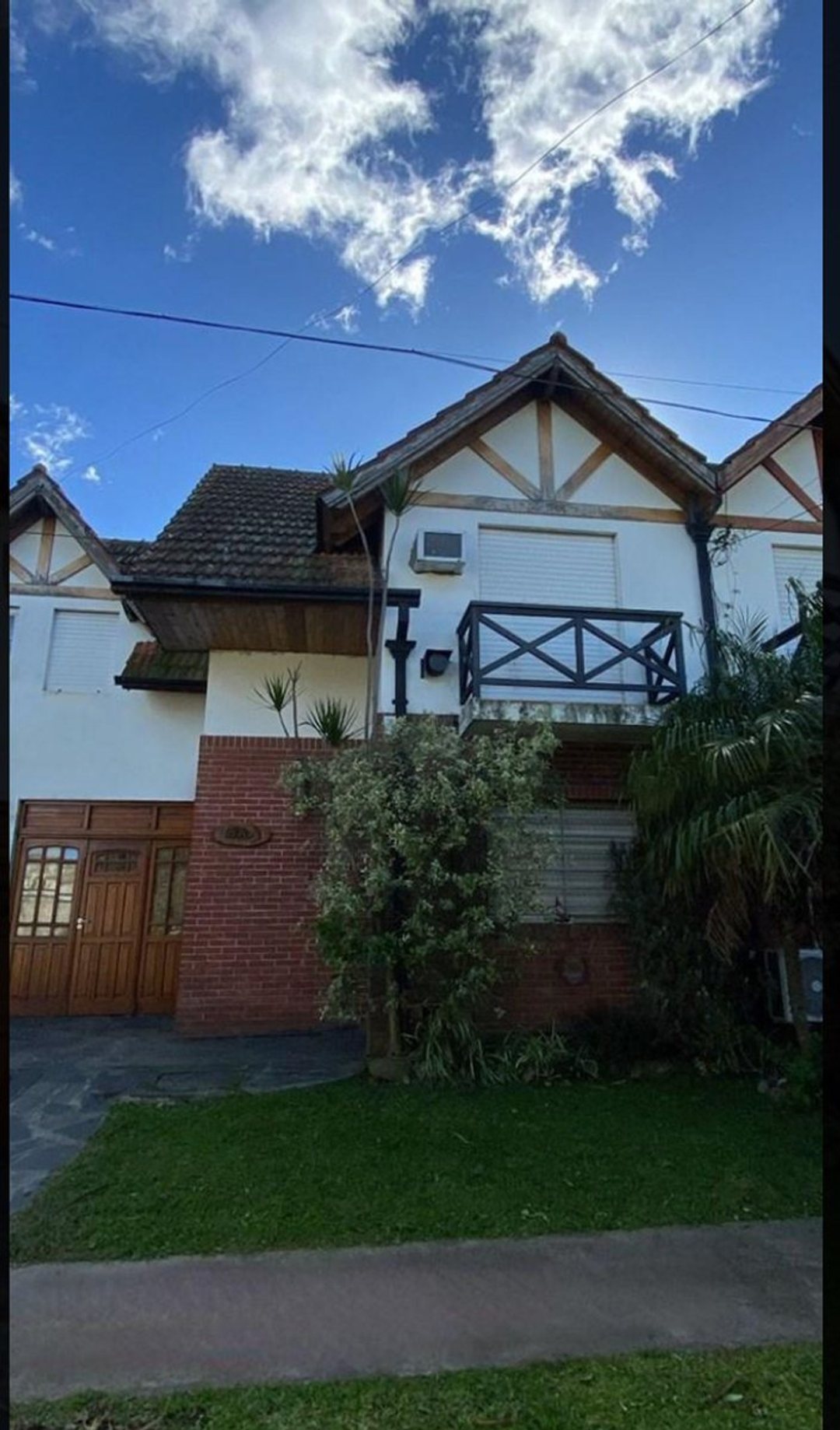 CASA DUPLEX 3 AMB BARRIO LOS ROBLES EN BURZACO