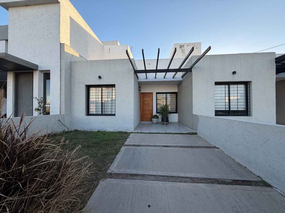DUPLEX PB 2DORMIT 2BAÑOS SOLARES DE MANANTIALES II
