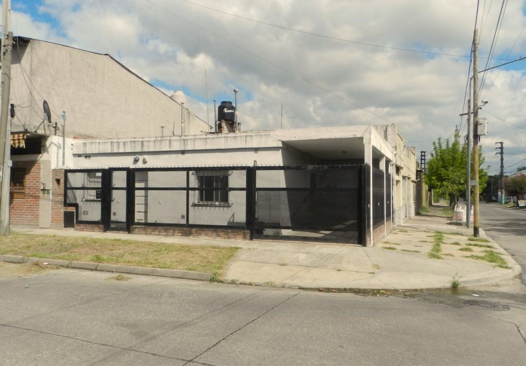 VENTA CASA 2 DORMITORIOS VILLA TESEI-APTO CREDITO