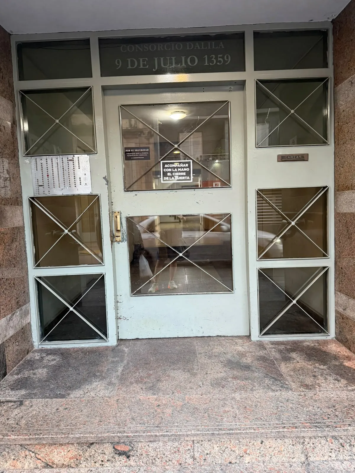 DEPARTAMENTO DE 1 DORMITORIO EN VENTA EN 9 de JULIO 1359 -BARRIO ALBERDI – EXCELENTE UBICACIÓN