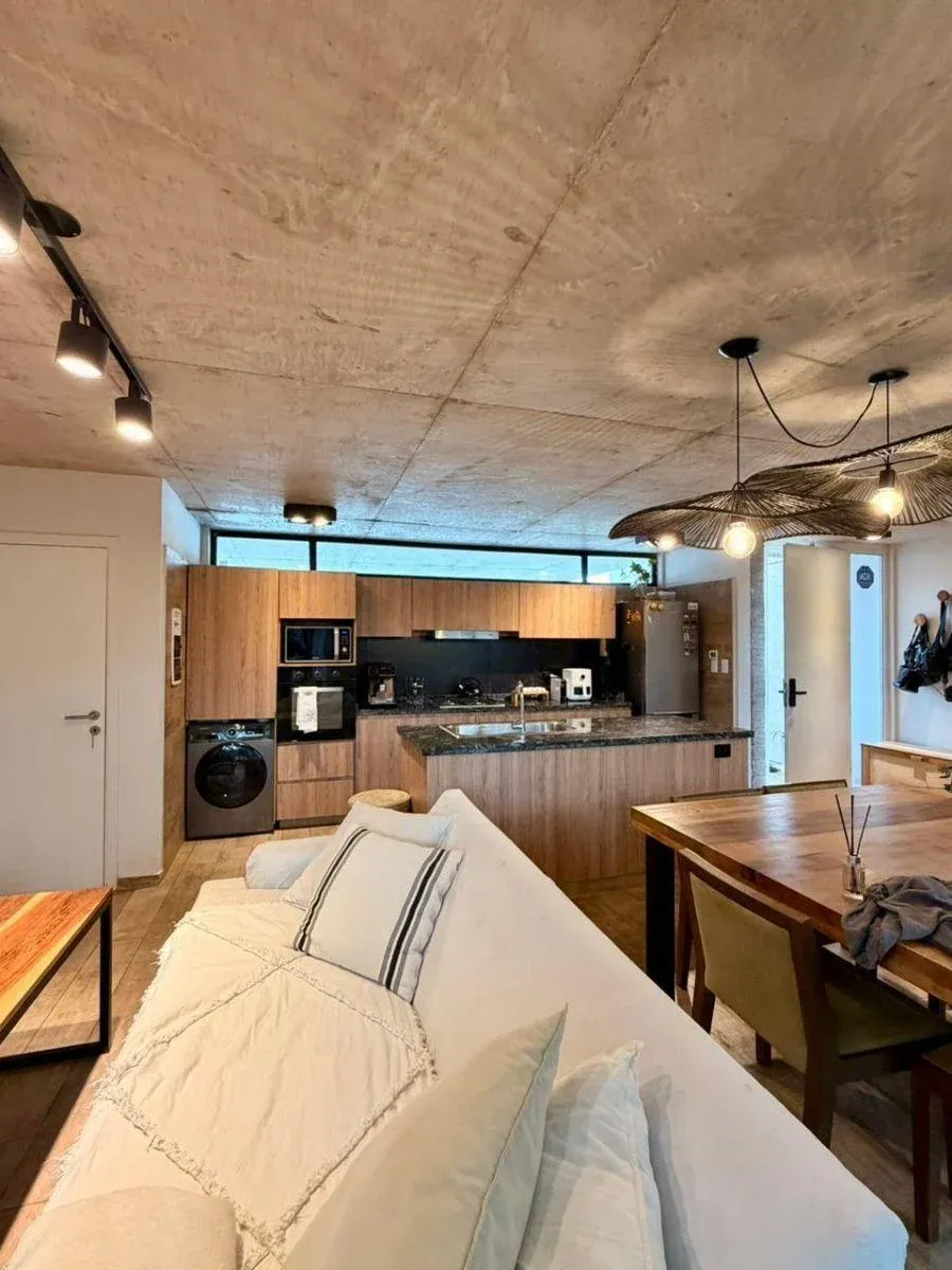 Housing Comuna 20 - Venta Dúplex 3 Dorm 3 Baños - Jardin Claret